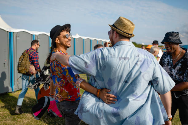 Best Porta potty rental near me  in Waynesville, MO